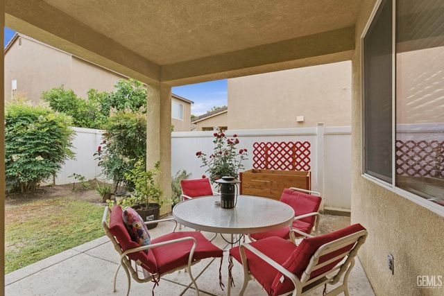 1808 New Riders Street, Bakersfield, CA 93311