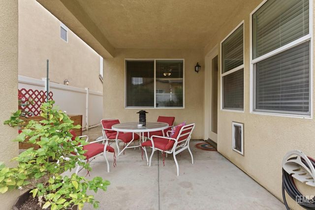 1808 New Riders Street, Bakersfield, CA 93311