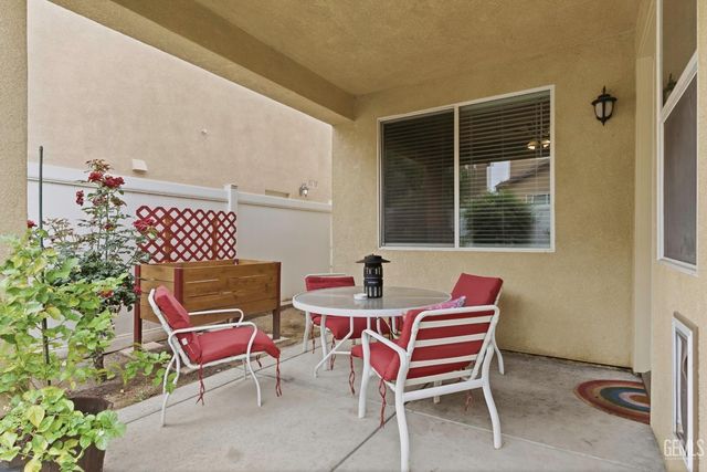 1808 New Riders Street, Bakersfield, CA 93311