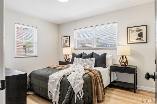 8034 Appleton Drive, University City, MO 63130