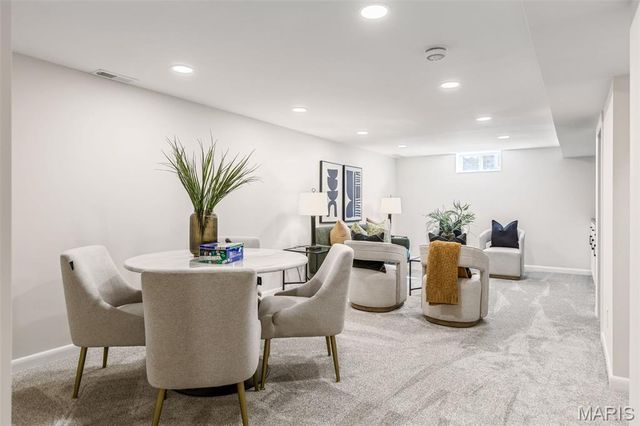 8034 Appleton Drive, University City, MO 63130