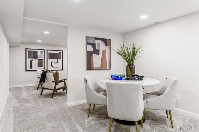 8034 Appleton Drive, University City, MO 63130