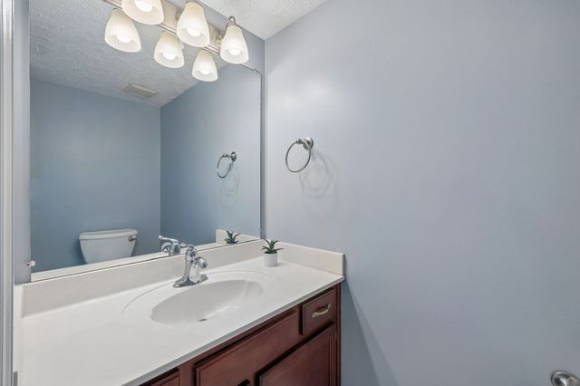 1036 Tonyawood Dr, Old Hickory, TN 37138