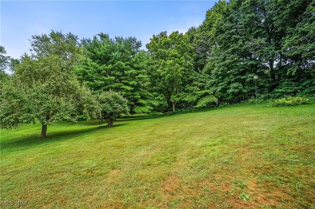 1660 Martin Road, Mogadore, OH 44260