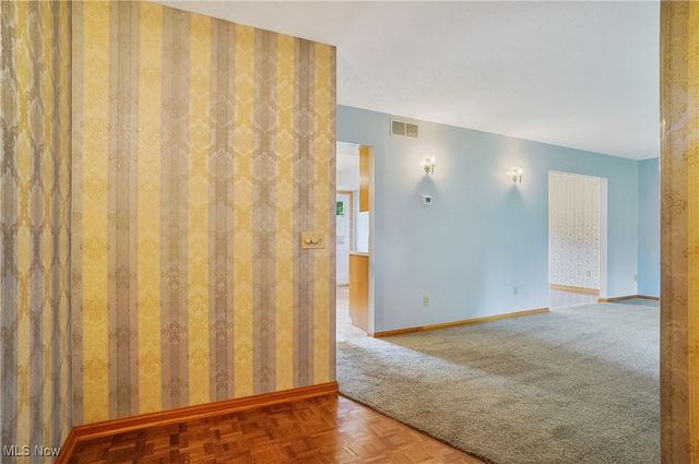 1660 Martin Road, Mogadore, OH 44260