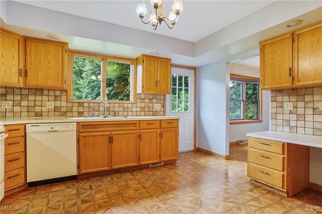 1660 Martin Road, Mogadore, OH 44260