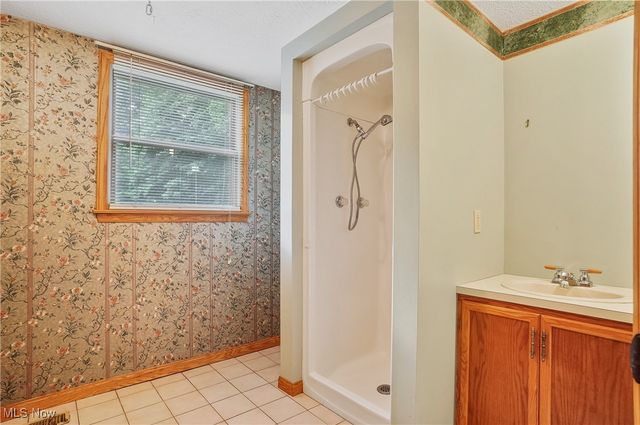 1660 Martin Road, Mogadore, OH 44260