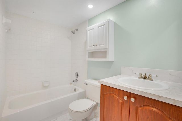 12800 SW 7th 206g, Pembroke Pines, FL 33027
