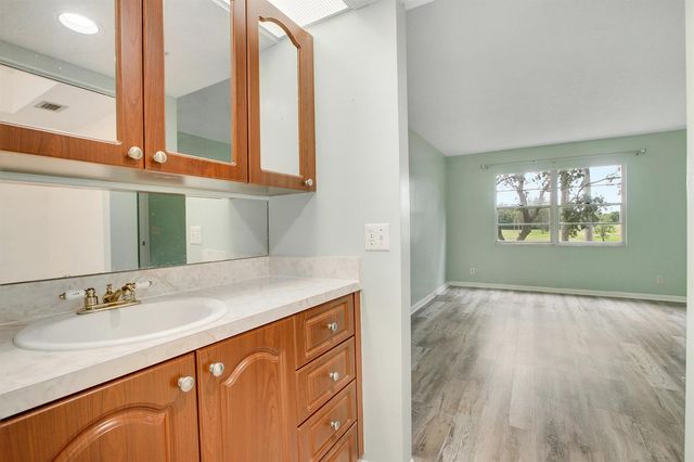 12800 SW 7th 206g, Pembroke Pines, FL 33027
