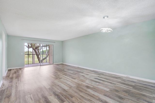 12800 SW 7th 206g, Pembroke Pines, FL 33027
