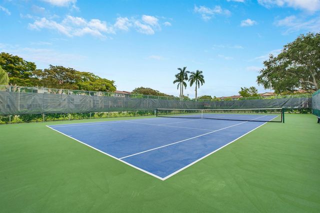 12800 SW 7th 206g, Pembroke Pines, FL 33027