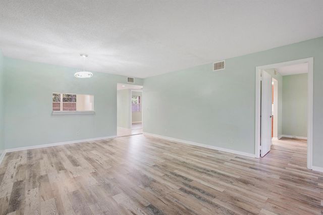 12800 SW 7th 206g, Pembroke Pines, FL 33027