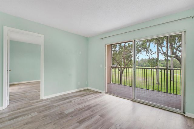 12800 SW 7th 206g, Pembroke Pines, FL 33027