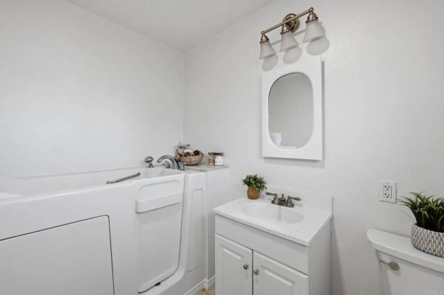 635 Michael Street, Oceanside, CA 92057