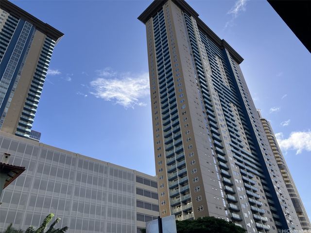 801 South Street 405, Honolulu, HI 96813