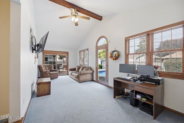 5326 Grosse Point Parkway, Toledo, OH 43611