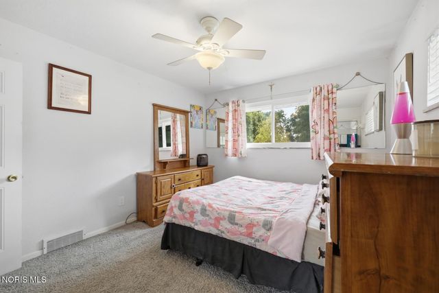 5326 Grosse Point Parkway, Toledo, OH 43611