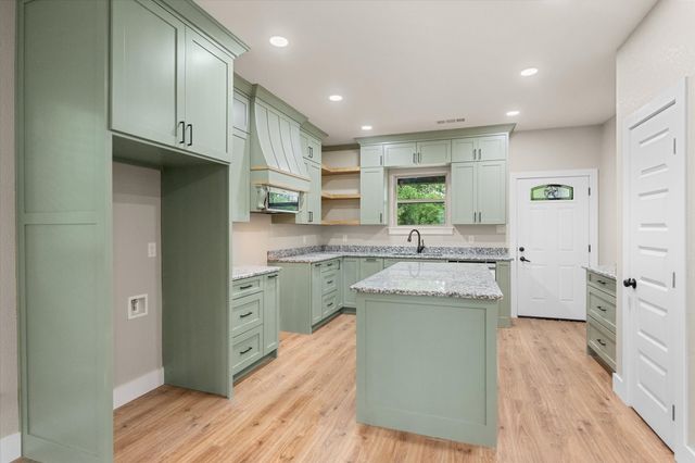 313 E 13th, Corsicana, TX 75110