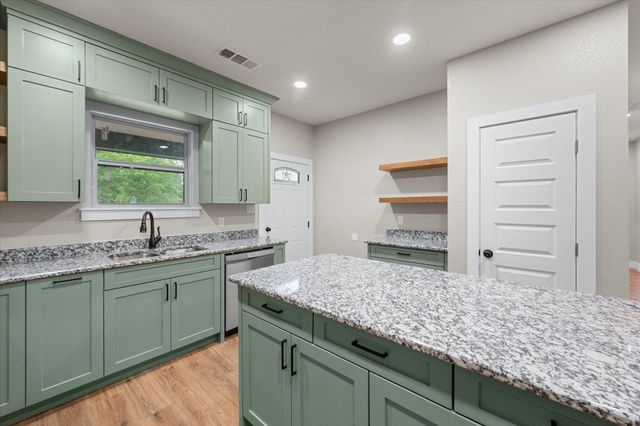 313 E 13th, Corsicana, TX 75110