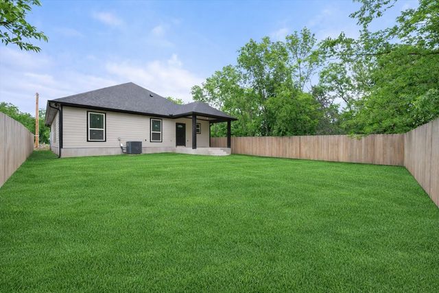 313 E 13th, Corsicana, TX 75110