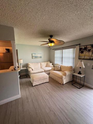 33 Lake Vista Trail 104, Port St. Lucie, FL 34952