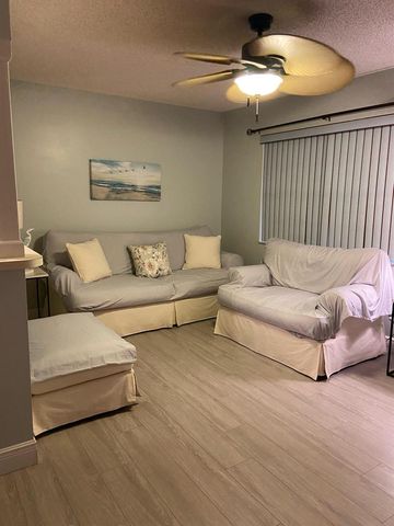 33 Lake Vista Trail 104, Port St. Lucie, FL 34952