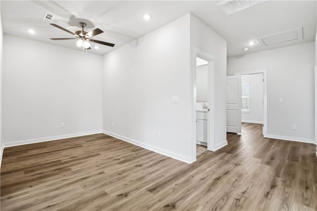 3406 SE K Street 1, Bentonville, AR 72712