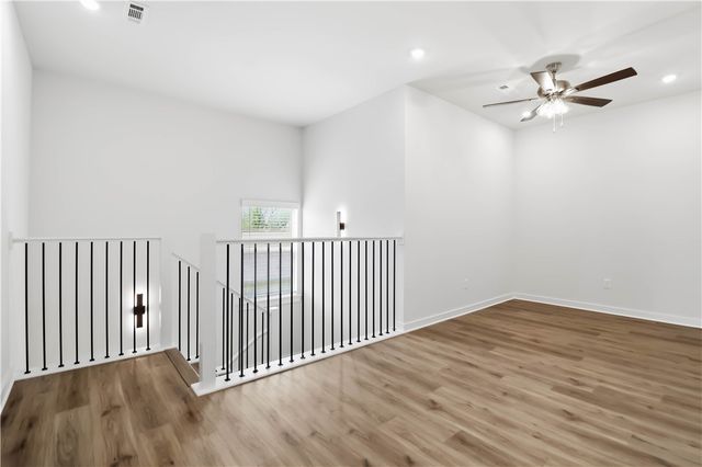 3406 SE K Street 1, Bentonville, AR 72712