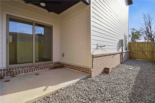 3406 SE K Street 1, Bentonville, AR 72712