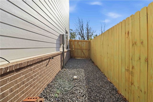 3406 SE K Street 1, Bentonville, AR 72712