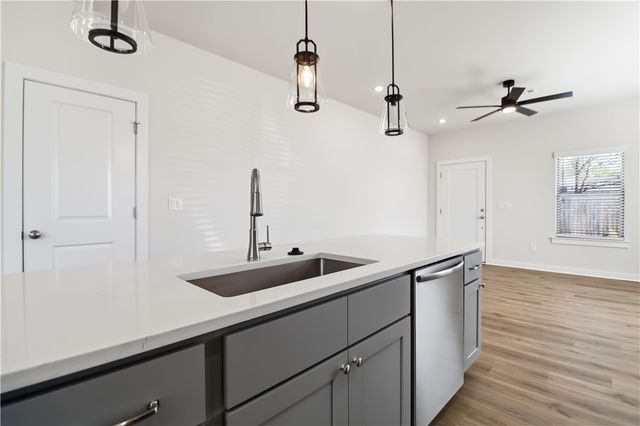 3406 SE K Street 1, Bentonville, AR 72712