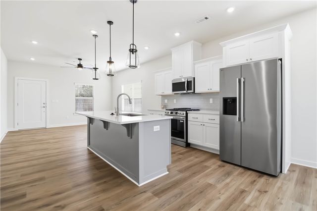 3406 SE K Street 1, Bentonville, AR 72712