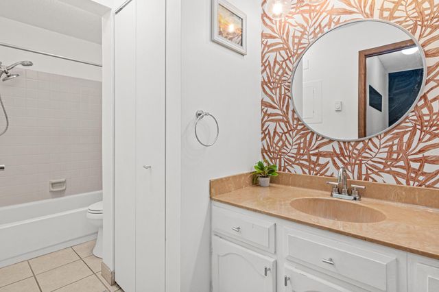 300 Shelard Parkway 303, Saint Louis Park, MN 55426