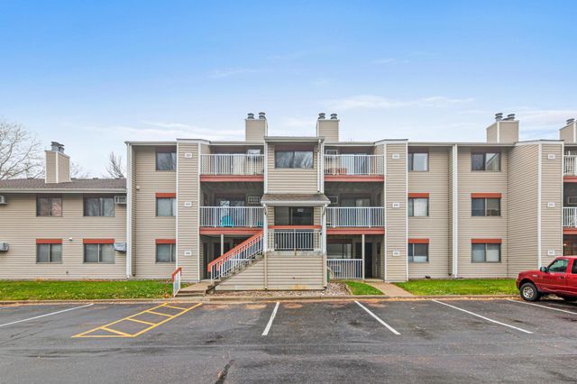 300 Shelard Parkway 303, Saint Louis Park, MN 55426