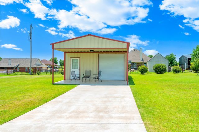 109 Falcons Eye Court, Weatherford, TX 76087