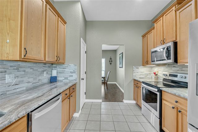 109 Falcons Eye Court, Weatherford, TX 76087