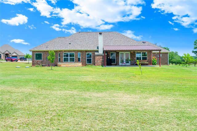 109 Falcons Eye Court, Weatherford, TX 76087