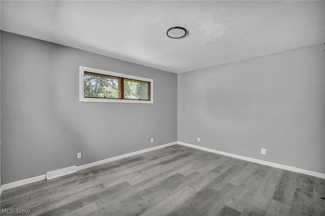 297 Paul Street, Bedford, OH 44146