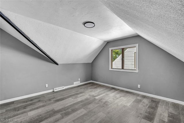 297 Paul Street, Bedford, OH 44146