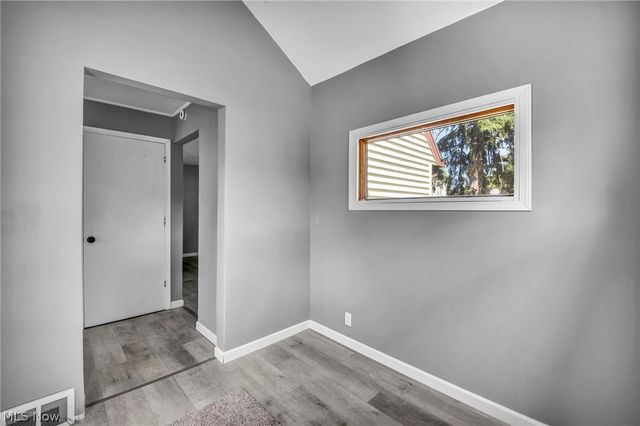 297 Paul Street, Bedford, OH 44146
