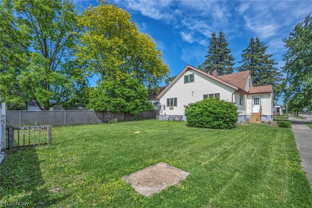 297 Paul Street, Bedford, OH 44146