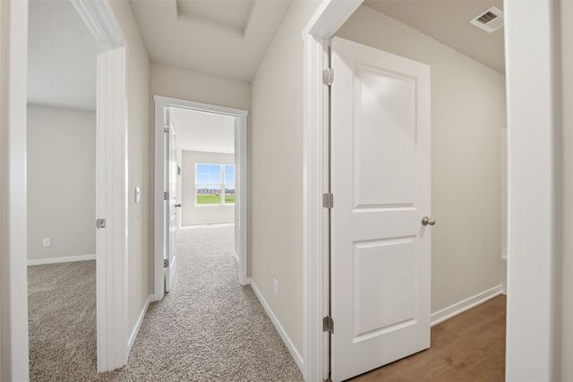 14243 Walnut Meadows Drive, Urbandale, IA 50323
