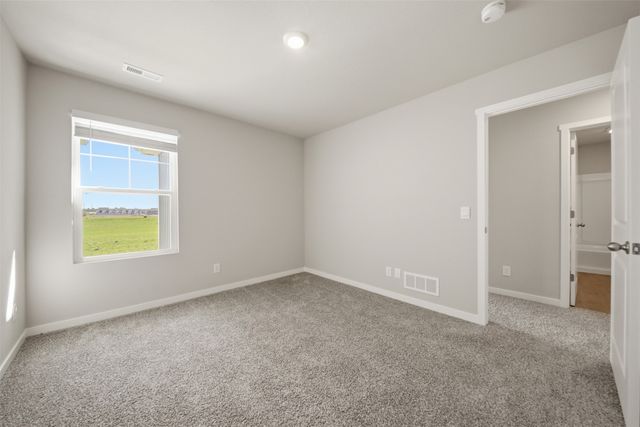 14243 Walnut Meadows Drive, Urbandale, IA 50323