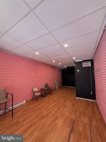 3228 N FRONT ST, Philadelphia, PA 19140