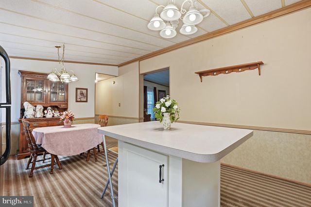 10 COVENTRY PL, Souderton, PA 18964