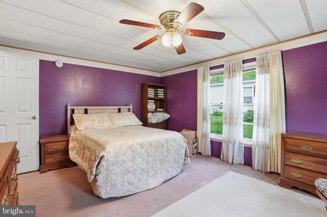 10 COVENTRY PL, Souderton, PA 18964