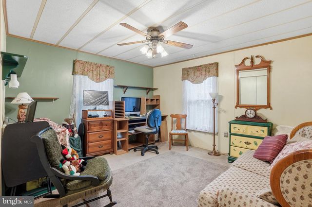 10 COVENTRY PL, Souderton, PA 18964