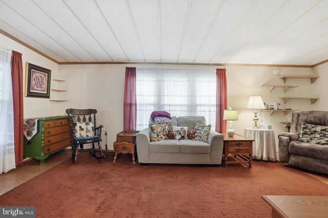 10 COVENTRY PL, Souderton, PA 18964