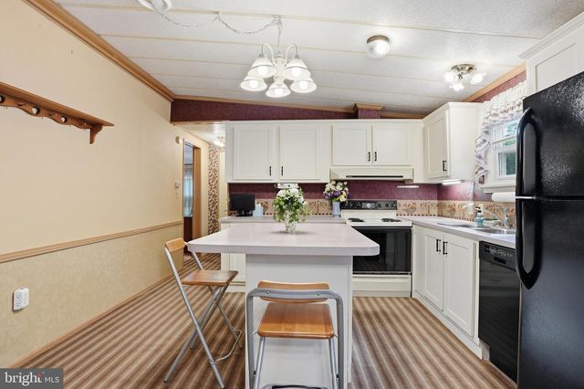 10 COVENTRY PL, Souderton, PA 18964