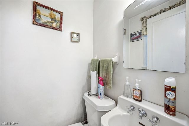 3830 Sherwood Road, South Euclid, OH 44121